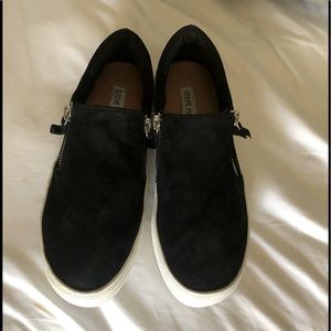 Steve Madden Zip Up Shoes Black